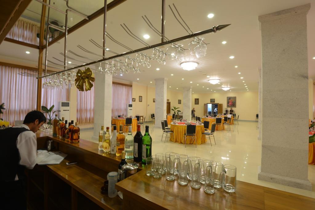 Hotel Sidney Янгон Екстер'єр фото