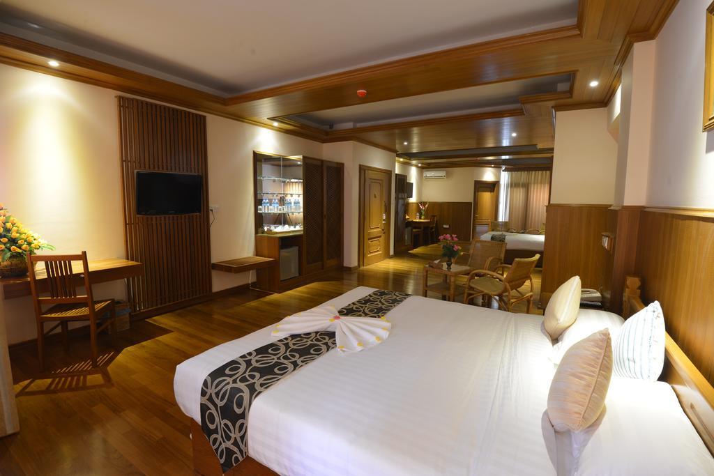 Hotel Sidney Янгон Екстер'єр фото