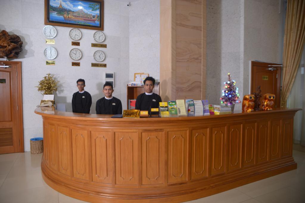 Hotel Sidney Янгон Екстер'єр фото