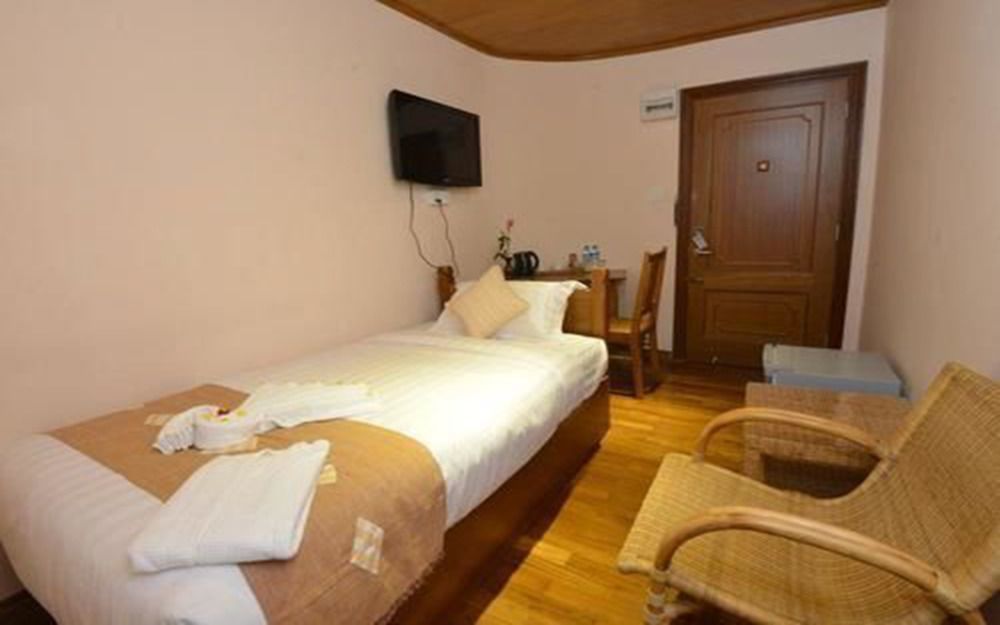 Hotel Sidney Янгон Екстер'єр фото